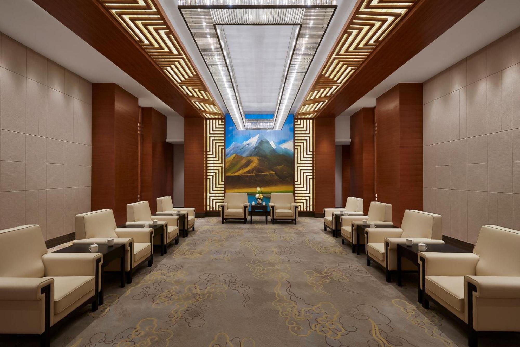 Sheraton Beijing Lize Hotel Экстерьер фото