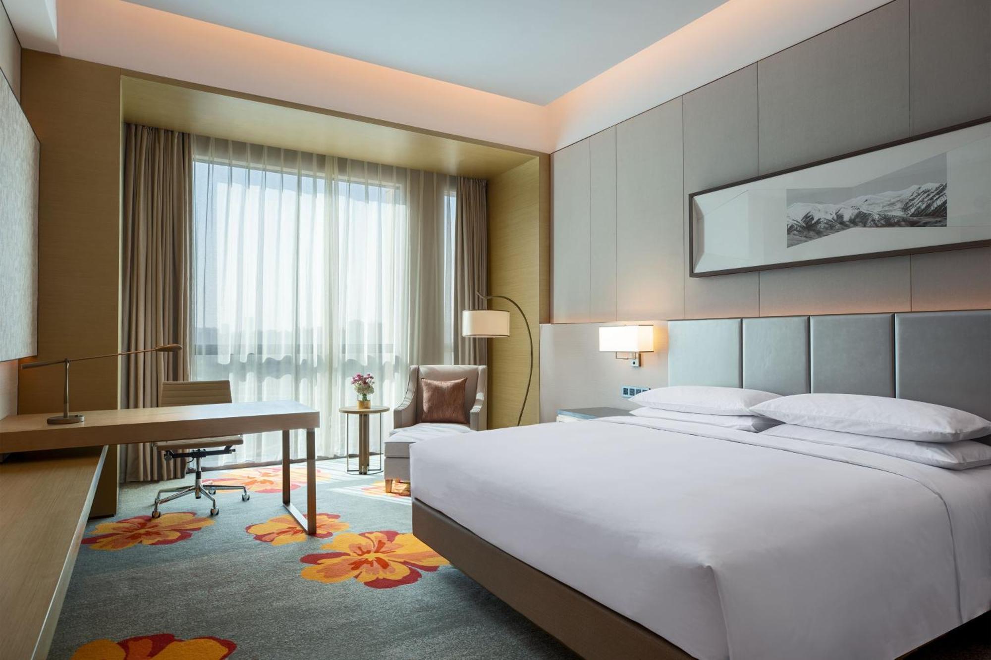 Sheraton Beijing Lize Hotel Экстерьер фото